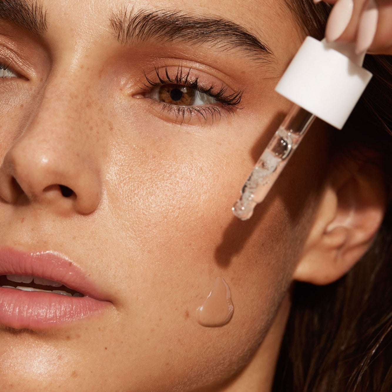 Why Hyaluronic Acid Makes Spray Tan Solutions Feel Like a Body Serum
