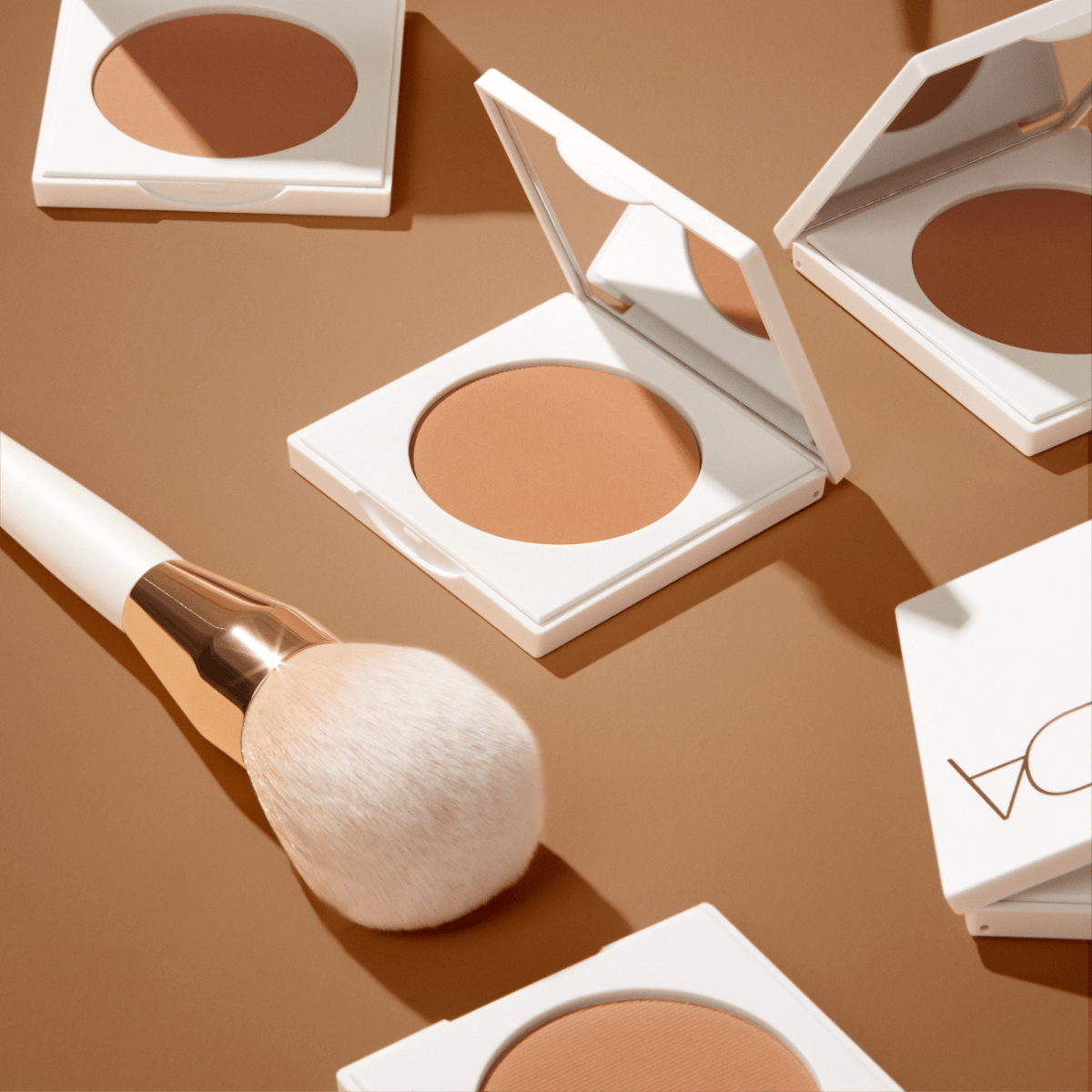 Nuda Bronzing Powder Brush 7